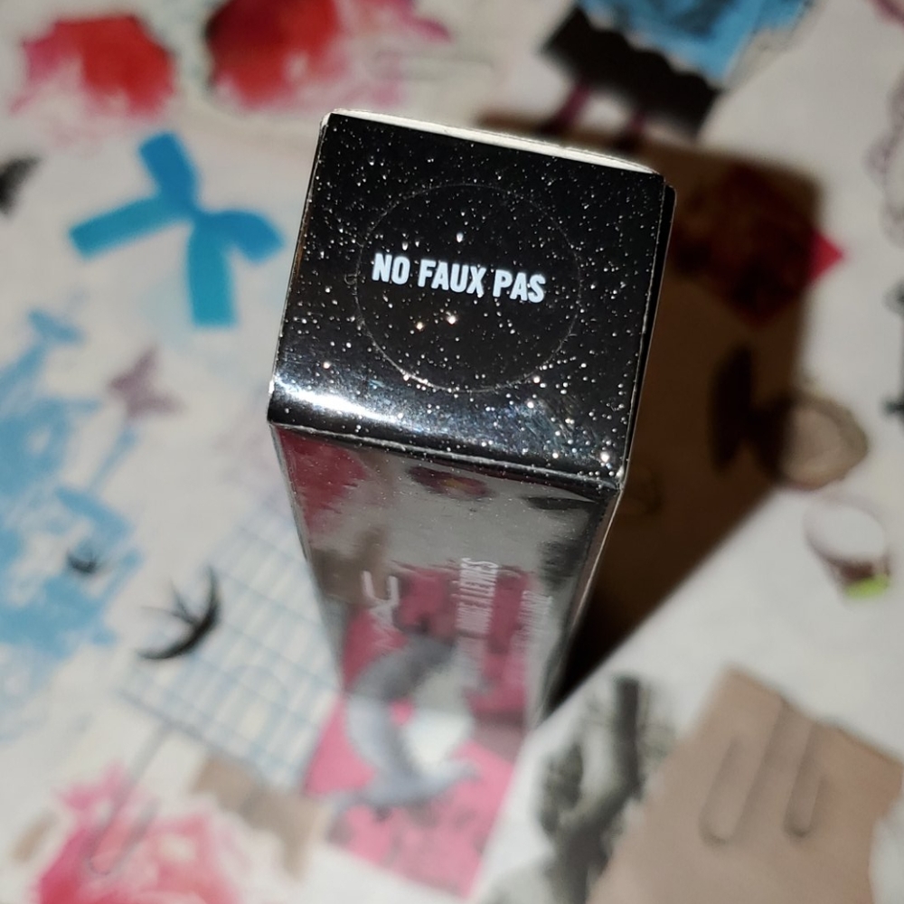 MAC LE no faux pas lipstick - Picture 2 of 5